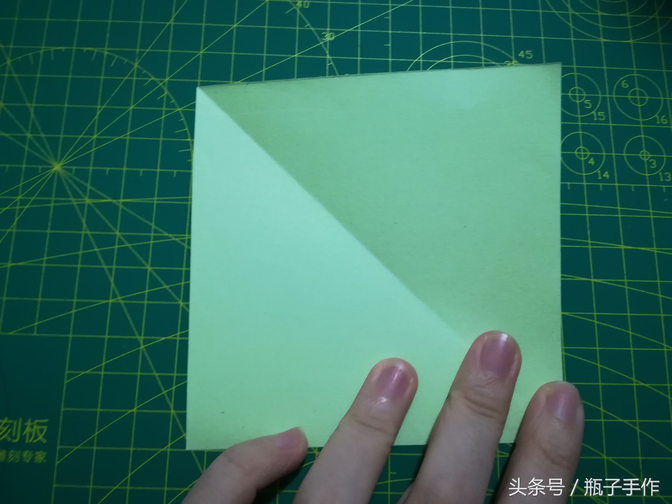 手工diy礼物折纸蝴蝶结,蝴蝶结折纸教程简单不用胶