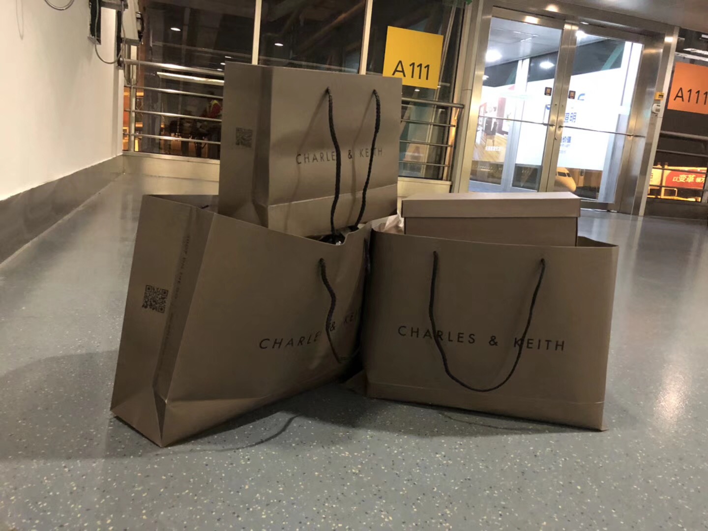 新加坡小ck旗舰店,新加坡小ck轻奢