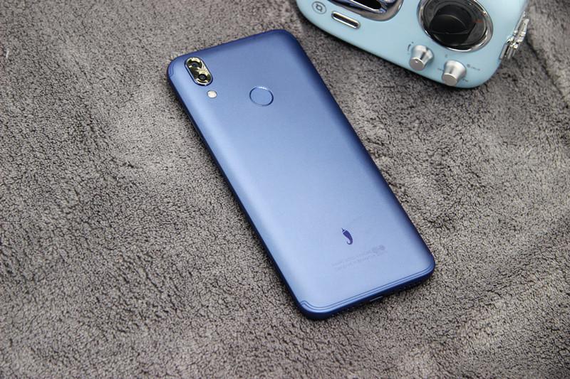 红辣椒7r评测,强性能的游戏千元机有哪些