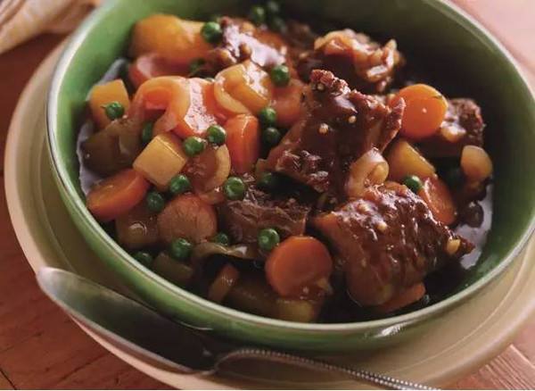 红酒烩鸡家常做法图片,红酒烩鸡正宗做法大全