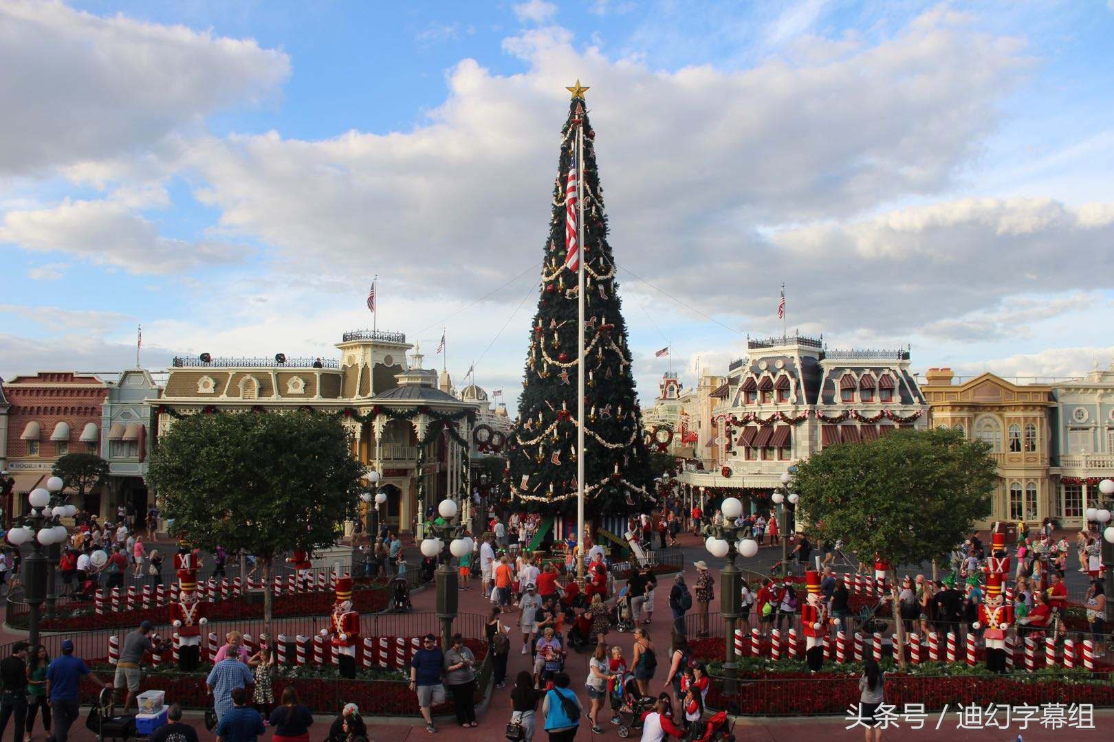 如何在上海迪士尼乐园里工作,在迪士尼工作快乐吗