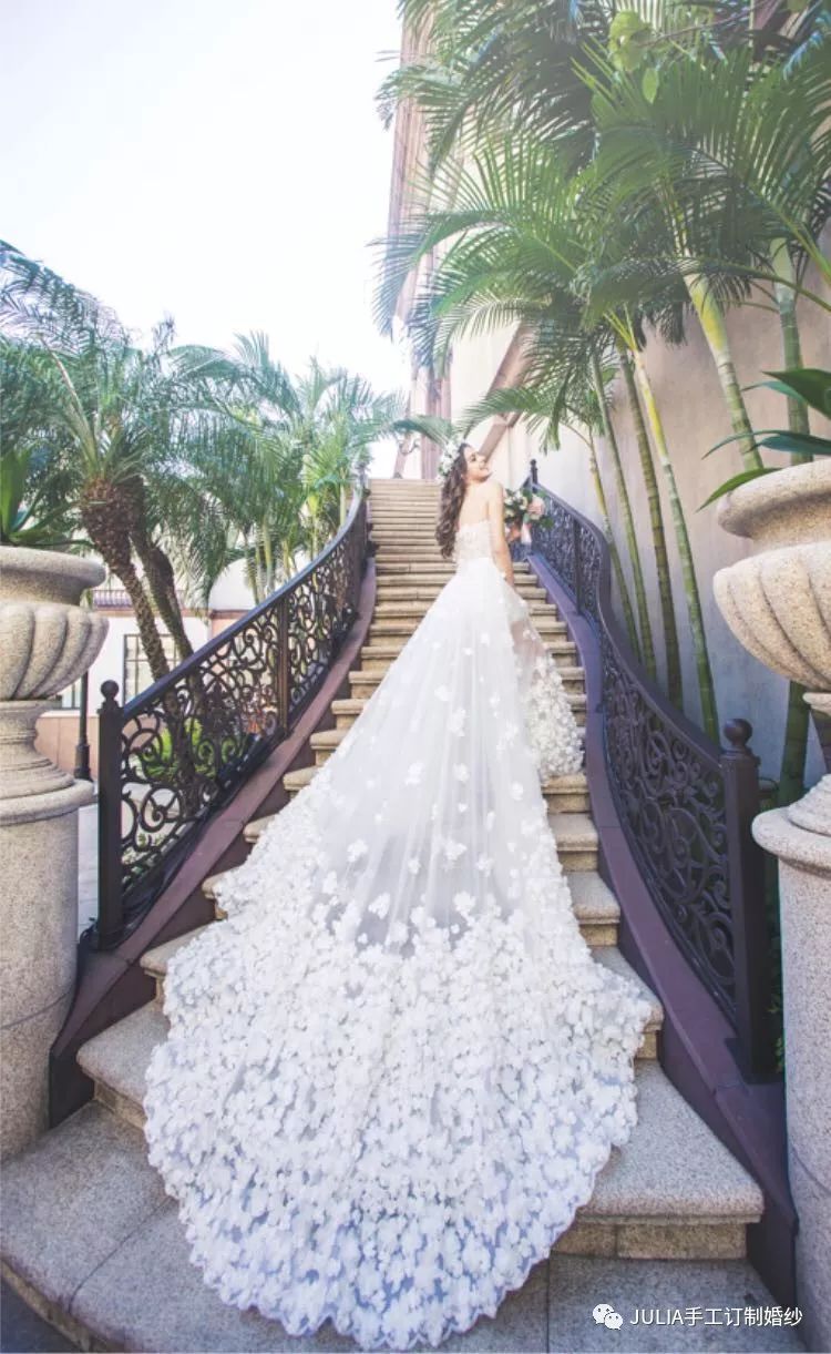 julia婚纱礼服定制,julia顶级手工定制婚纱