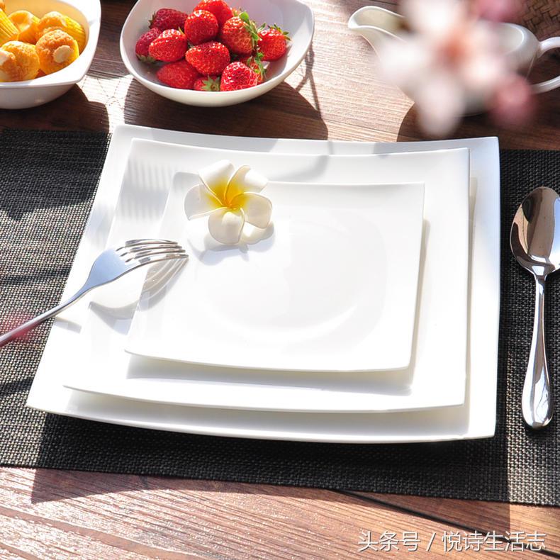 家里浪漫烛光晚餐布置,如何布置烛光晚餐