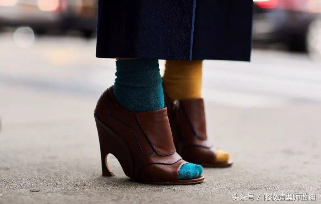 穿高跟鞋穿什么袜子都好看,高跟鞋里穿袜子