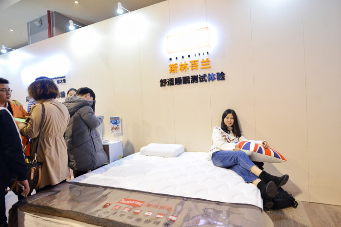 枕头君,枕头君完整视频