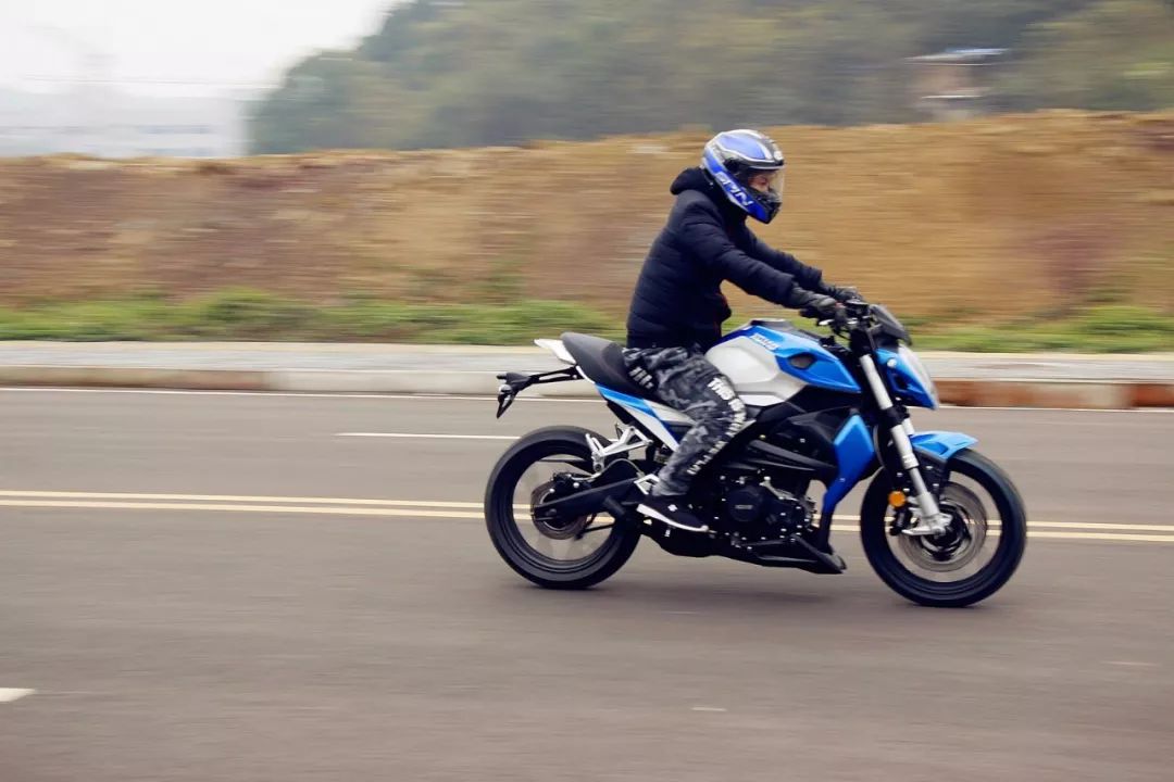 最火的250最需要的都有：双缸、无震、高功-新感觉新车即将上市