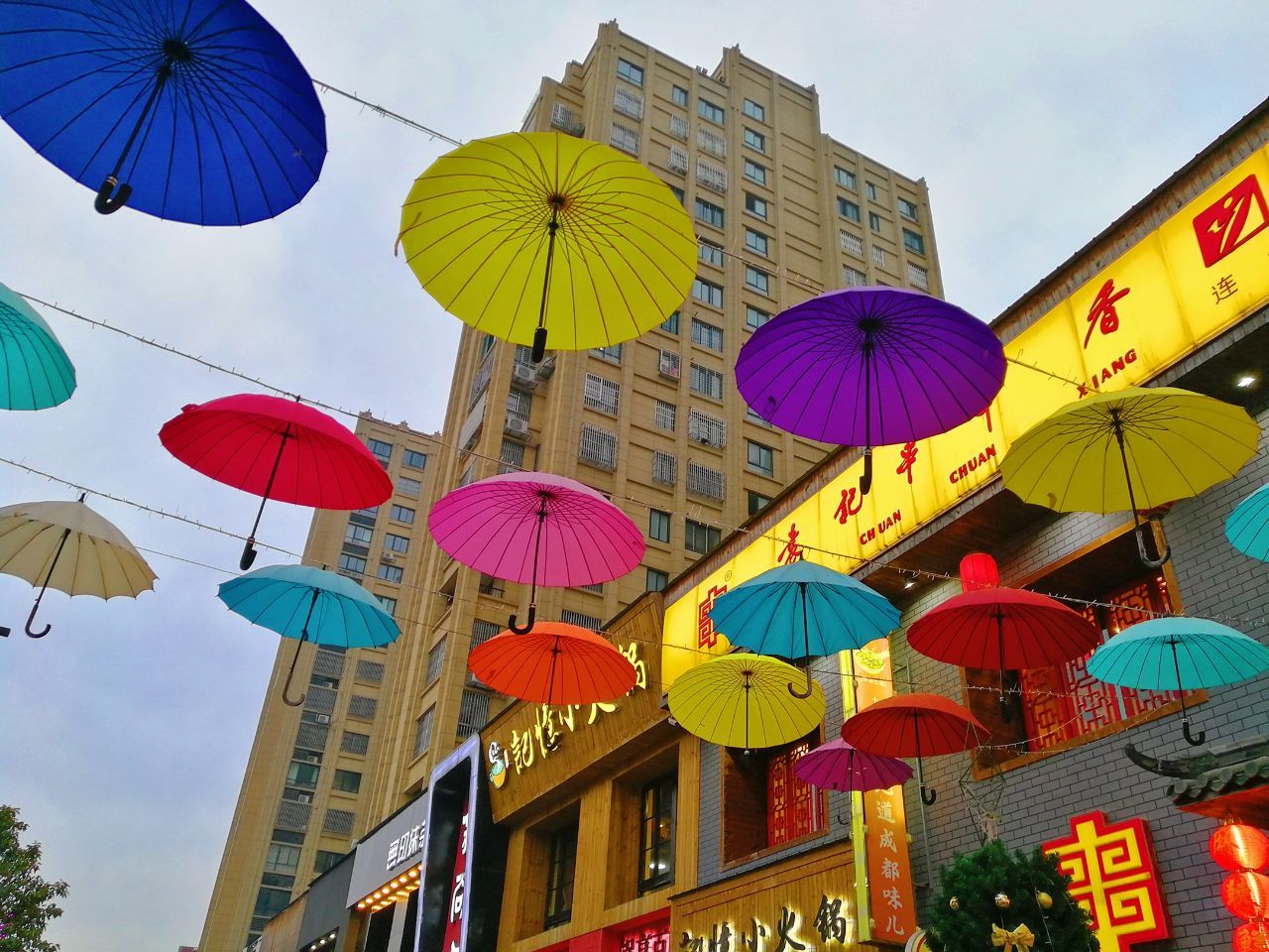 巢湖耳街历史背景,巢湖耳街好玩吗