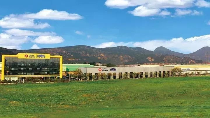 领跑砖机智造丨泉工股份斩获“中国制造业单项冠军示范企业”