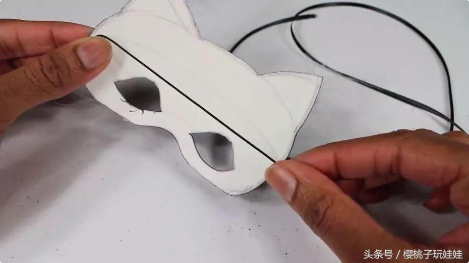 怎么做芭比娃娃的头壳,自己给芭比娃娃制作头饰