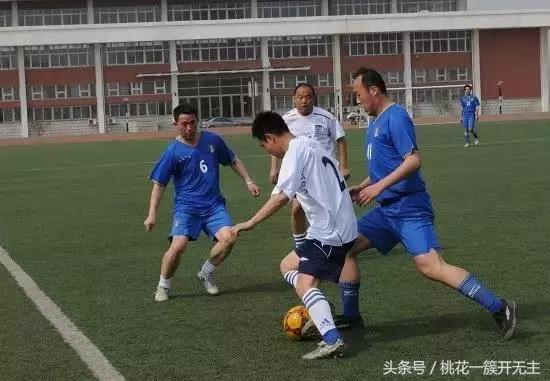 足球如何摆脱防守球员,如何做到强硬的防守足球