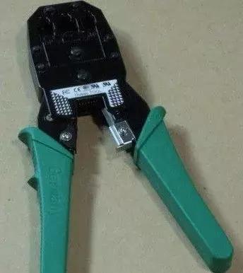 网线插座和水晶头的顺序一样么,电工网线端口水晶头接线法