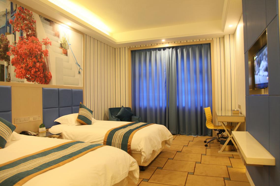 还做一只孤独旅行蛙?这个春节,和家人来横店一起玩转大庙会吧!