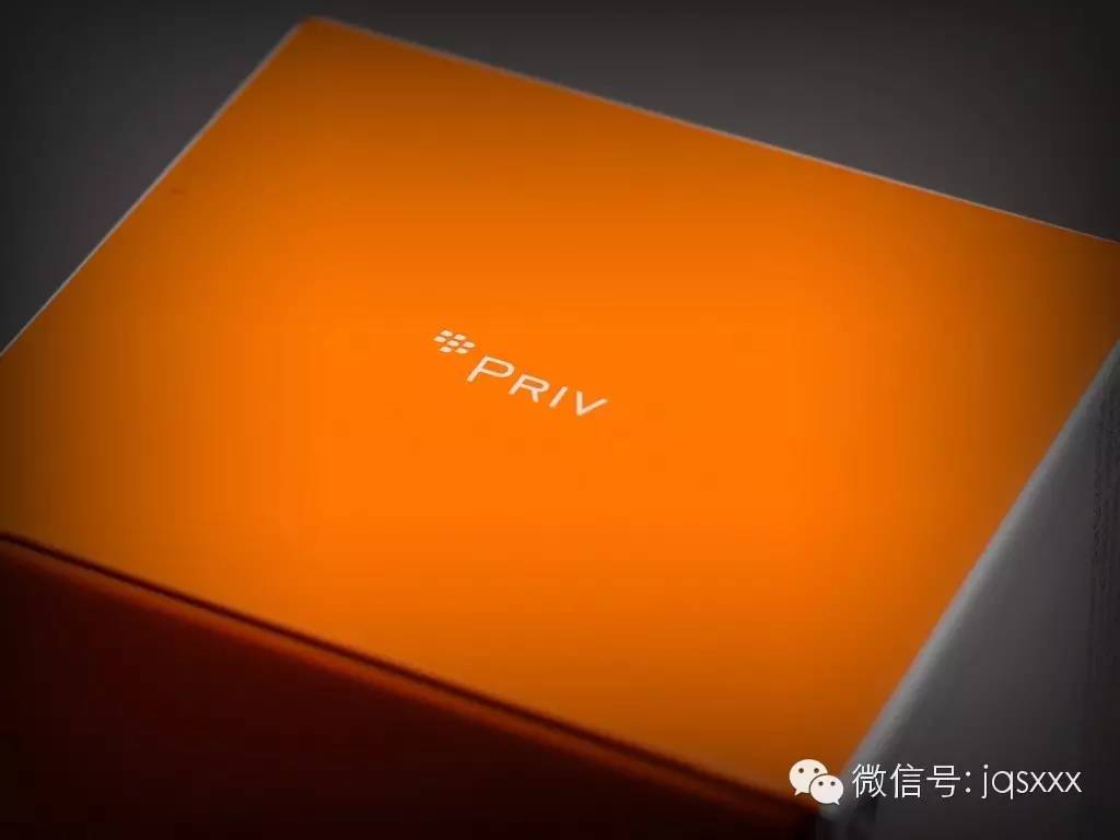 黑莓priv下一代,黑莓priv和黑莓key2哪个好