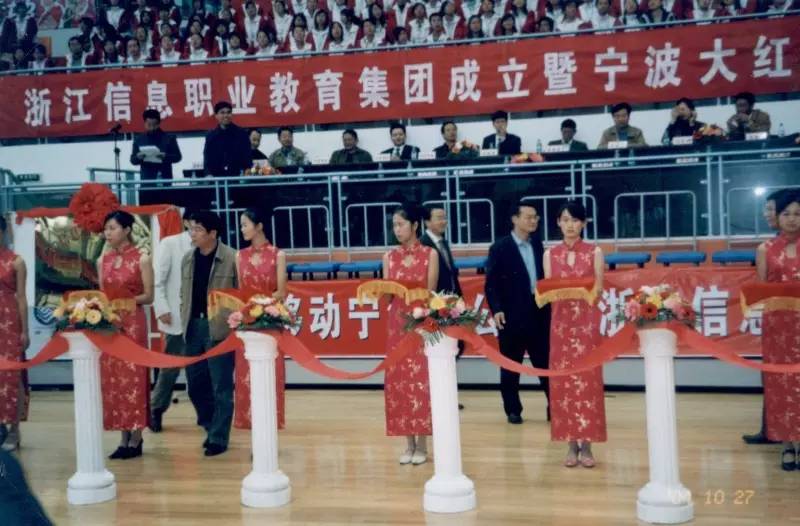 关于学校前世今生的第一段话,母校的前世今生