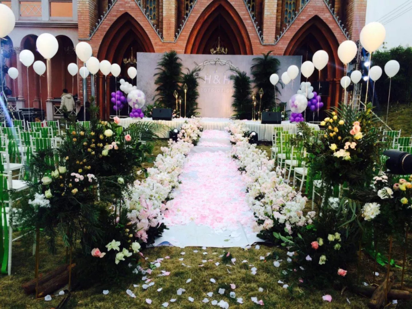 寒假去游乐园玩有什么好玩的,暑假去哪里玩好吃又好玩