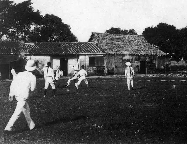 当年被一脚踢死的中国选手,中国足球史上最惨烈一战