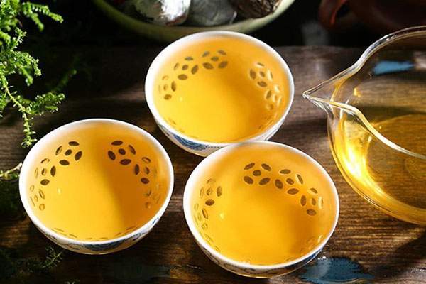 熟普洱茶长期喝脸上会长斑吗,普洱茶能祛斑吗有效果吗