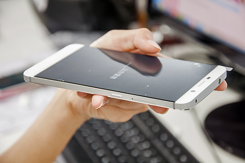 乐视再次掀起手机降价新风暴，X800直降800元，心动吗？