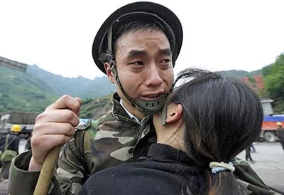 5.12汶川地震感人记录,5.12汶川地震纪念感言