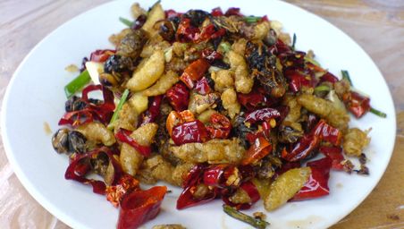 樱桃里有小虫子吃到肚子里怎么办,樱桃切开里面的小虫子