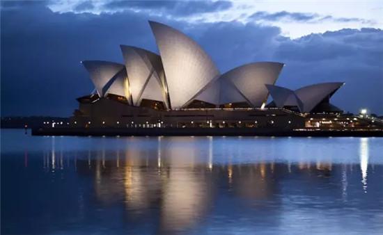 看看一百元能买到什么,100元人民币在各国值多少钱