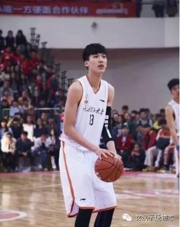 a4腰显身材,a4腰清纯小姐姐