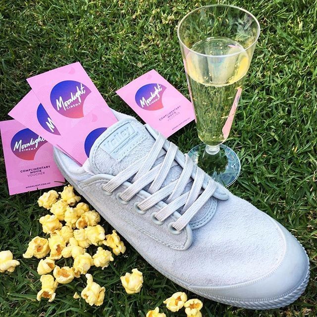 超好看超百搭的小白鞋,十大轻奢小白鞋