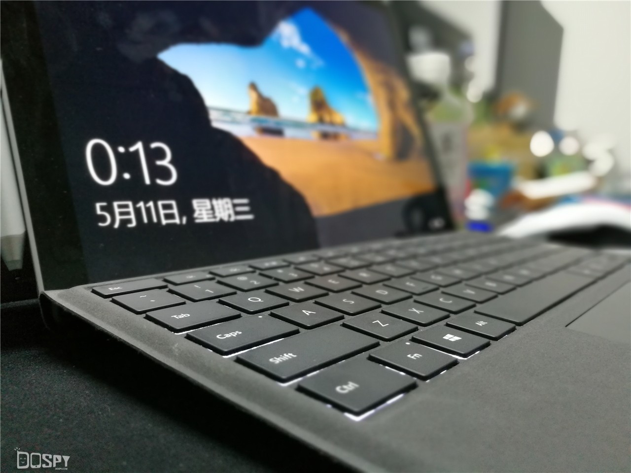 荣耀v8屏幕高配和低配,荣耀v8pro12.1英寸测评