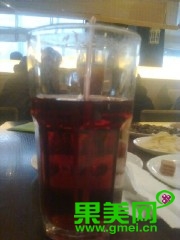 舌尖上的*疆新**:美丽黑色系——黑加仑葡萄你一定不知道这些