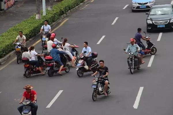在西安骑摩托车是什么体验,在西安骑摩托车怎么样
