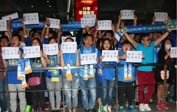 南京南站震撼感极强的视频,南京南震撼视频