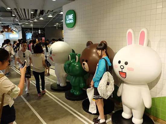 成都最新探店,成都老街冒出一家酷炫潮店