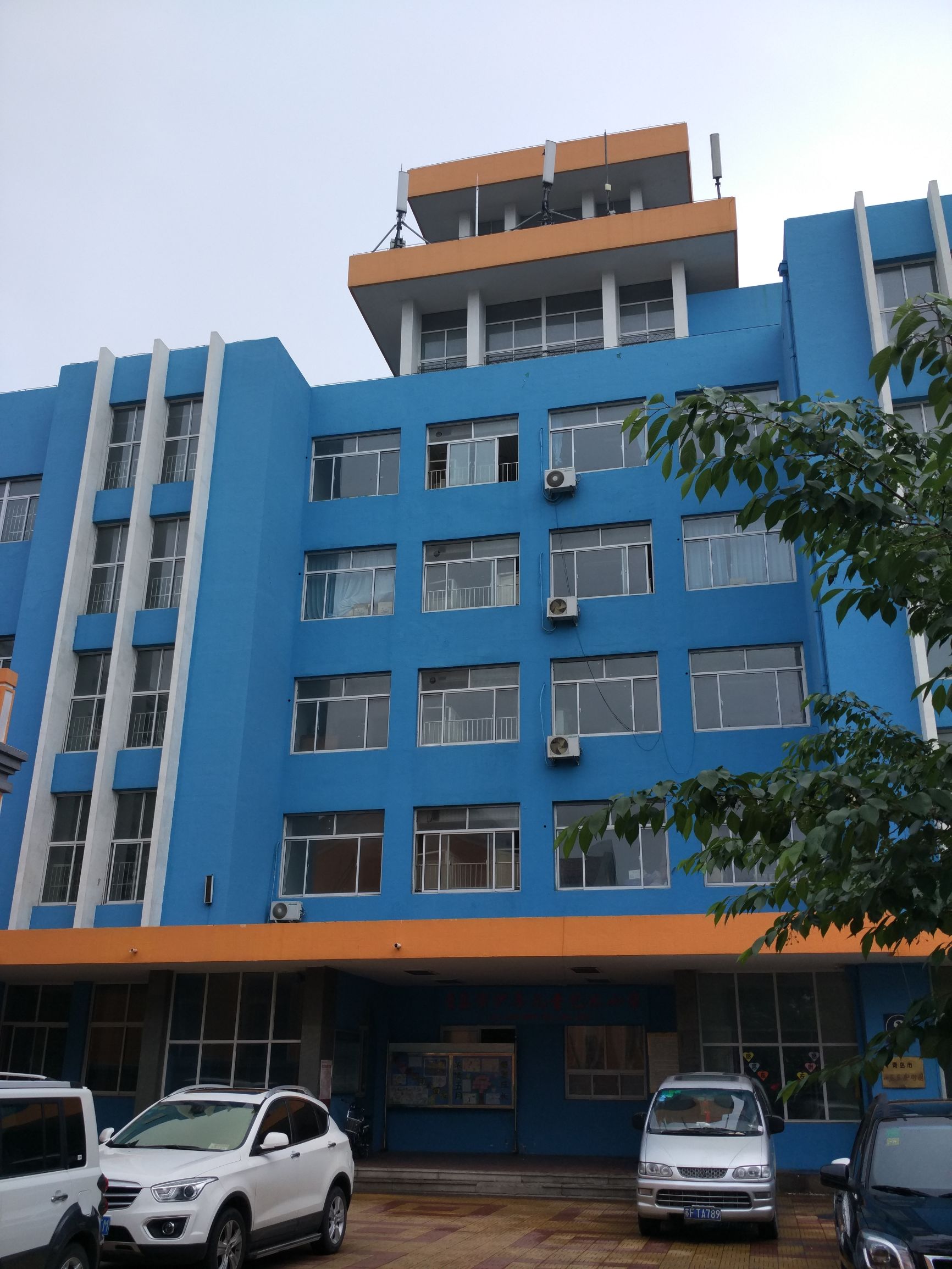 闈掑矝榛勫矝鍖哄皯骞村,闈掑矝甯傚崡鍖哄皯骞村