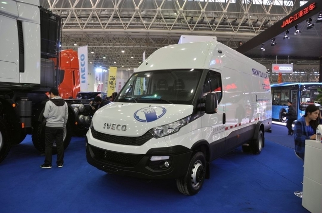 依维柯最新款轻客,依维柯轻客最新款