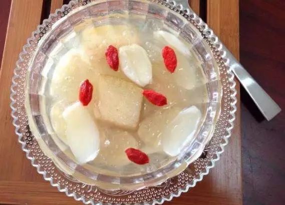 感冒咳嗽不吃药最简单的方法,感冒咳嗽只需一个小偏方