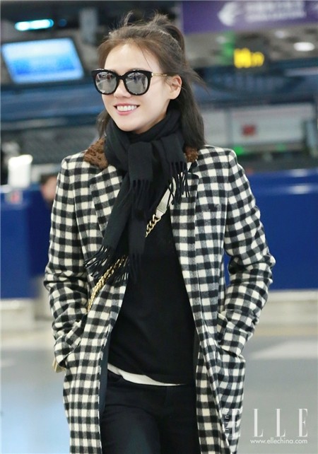 怎么戴围巾最好看学生党,冬天女人怎么样戴围巾好看