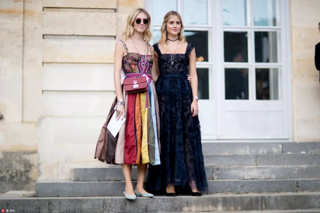 岁末趴体有点多，我该穿什么碾压全场？