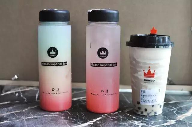 喝遍所有地方的拿铁,喝遍所有奶茶