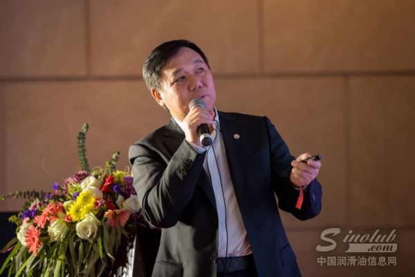 “奋斗不懈锐变不止”——龙润集团年会暨核心经销商会议盛大举行