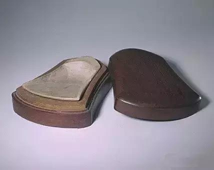 故宫博物院藏乾隆御用朱批砚,故宫博物院藏乾隆御用朱批紫砂砚