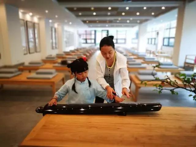 成都泡温泉一日游最佳景点,成都周边100元泡温泉包吃住