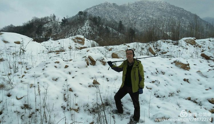天池长白山雪岭,雨天天池山