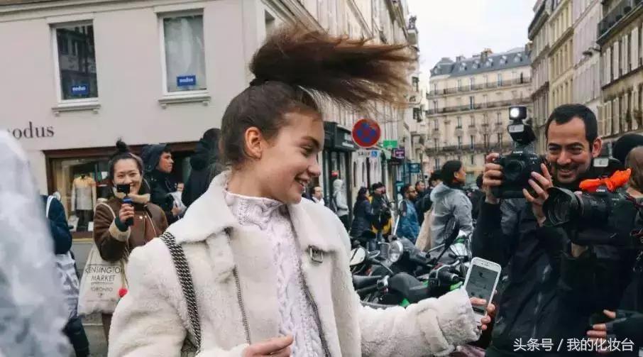 换发型如同换脸吗,换发型堪比换脸