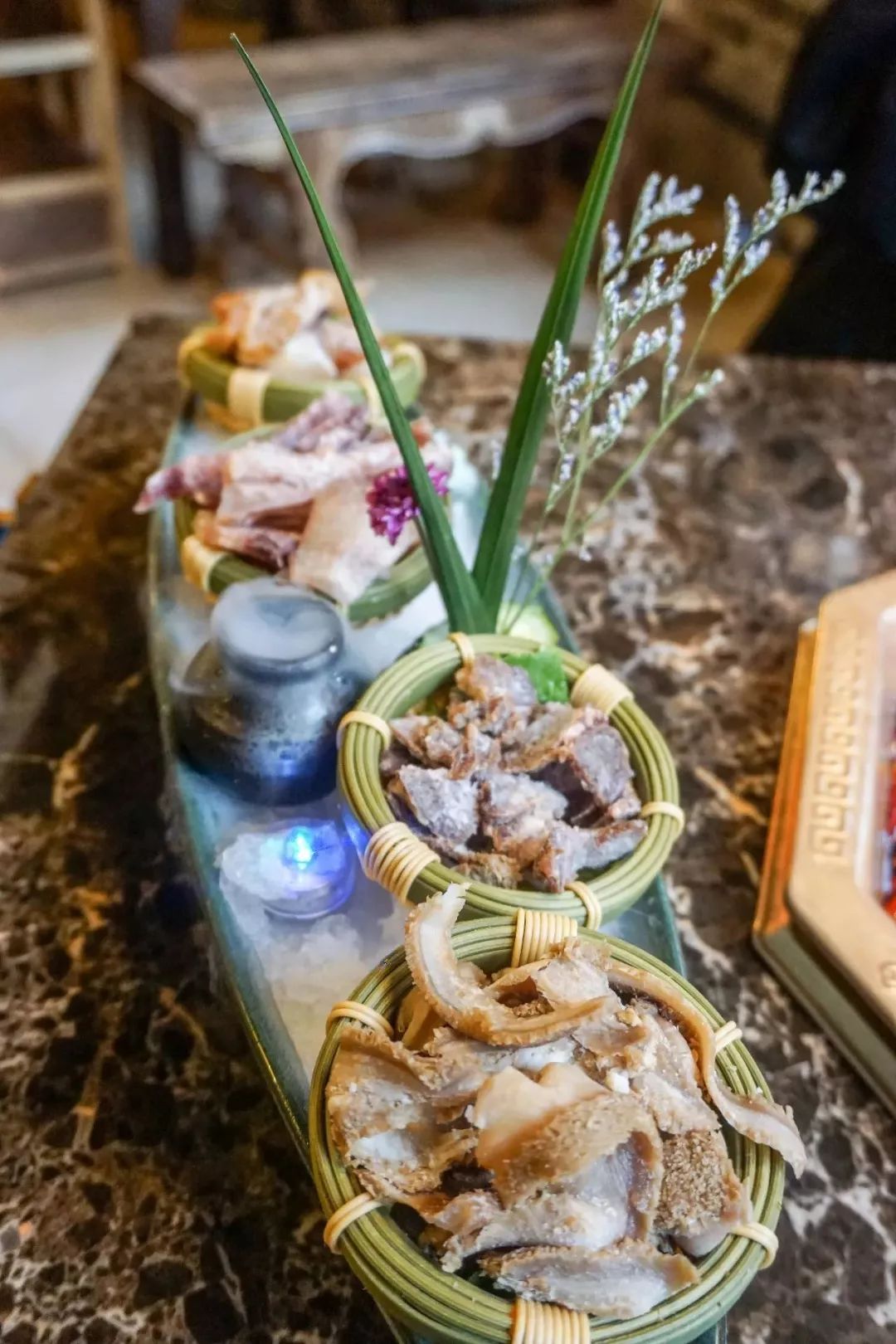 重庆火锅前十强十大必点菜,冬天重庆南山火锅推荐