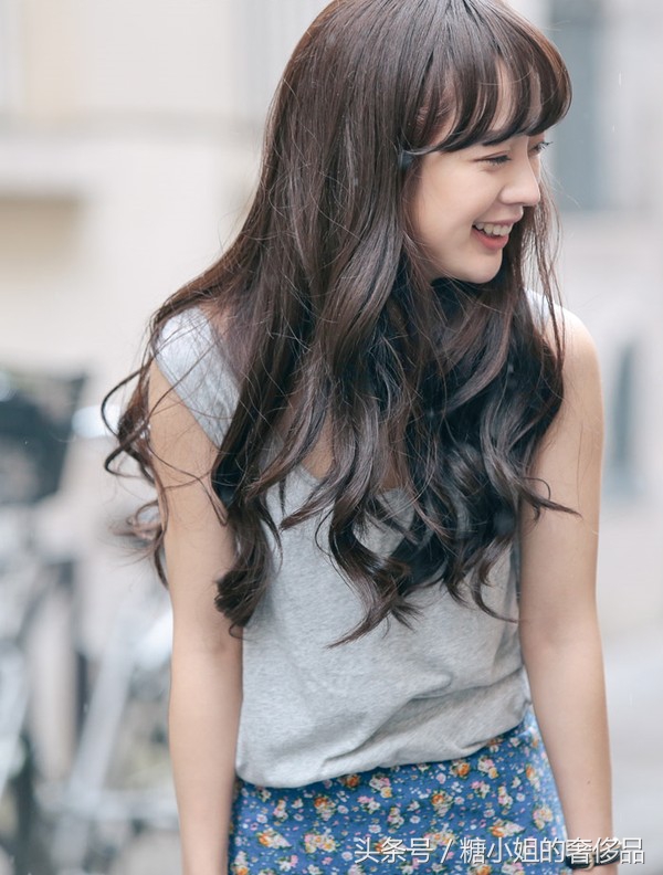 随手弄的卷发,随手一扎都好看的披肩发