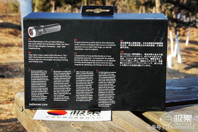 强光家用手电筒远射超亮,照明超远强光手电