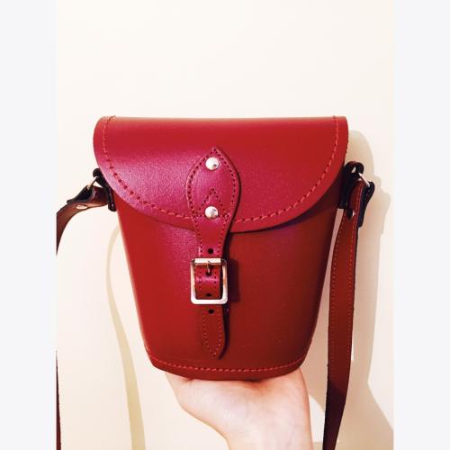 1000多的包包什么牌子,1000以内包包什么牌子性价比高