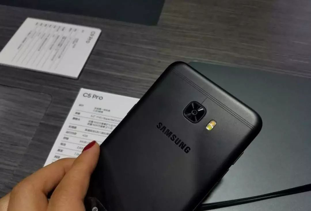 7毫米机身+NFC，三星千元旗舰