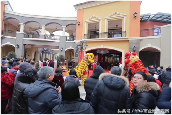 首创奥特莱斯武汉10月,首创奥特莱斯武汉一百元一件
