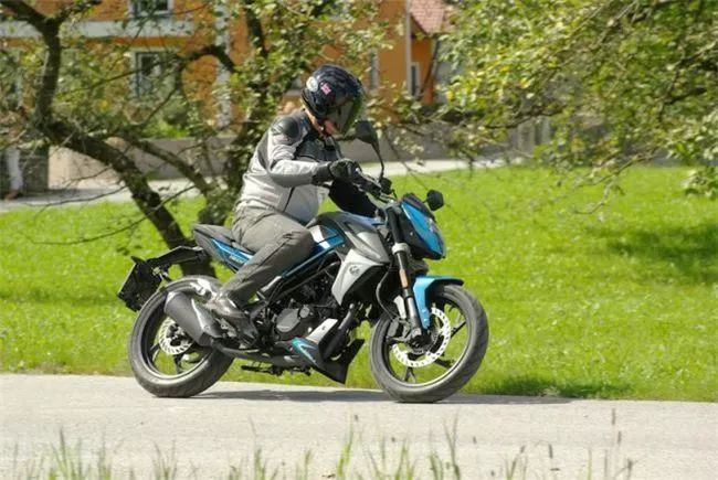 中国国宾车队最震撼的视频,中国国宾车车队